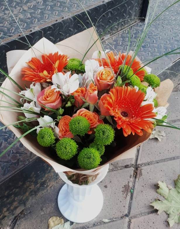 Букет цветов из: Герберы, Хризантемы, Альстромерии и Розы в Зункаре