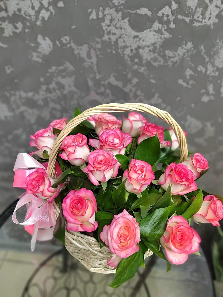 Цветочная композиция из Розы в корзине в Зункаре