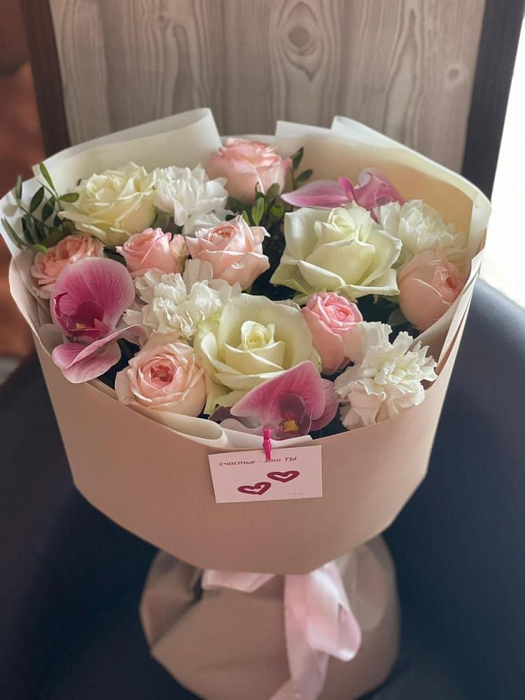 Букет цветов из: Орхидеи, Розы и Гвоздики в Зункаре