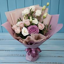 Букет цветов из:  Розы и Лизиантусы в Зункаре