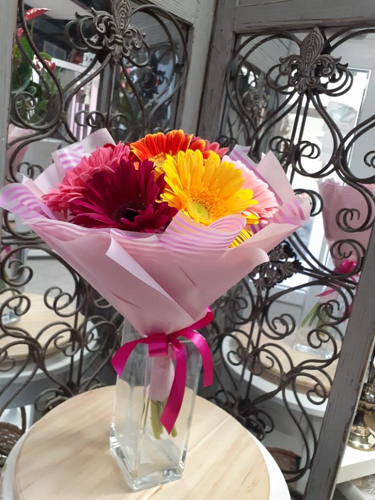 Букет цветов из: Герберы в Зункаре