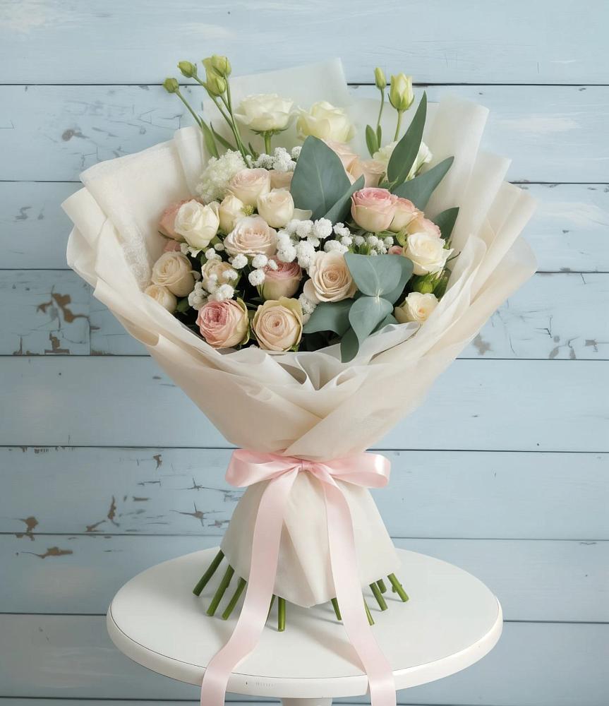 Букет цветов из: Розы и Лизиантусы в Зункаре