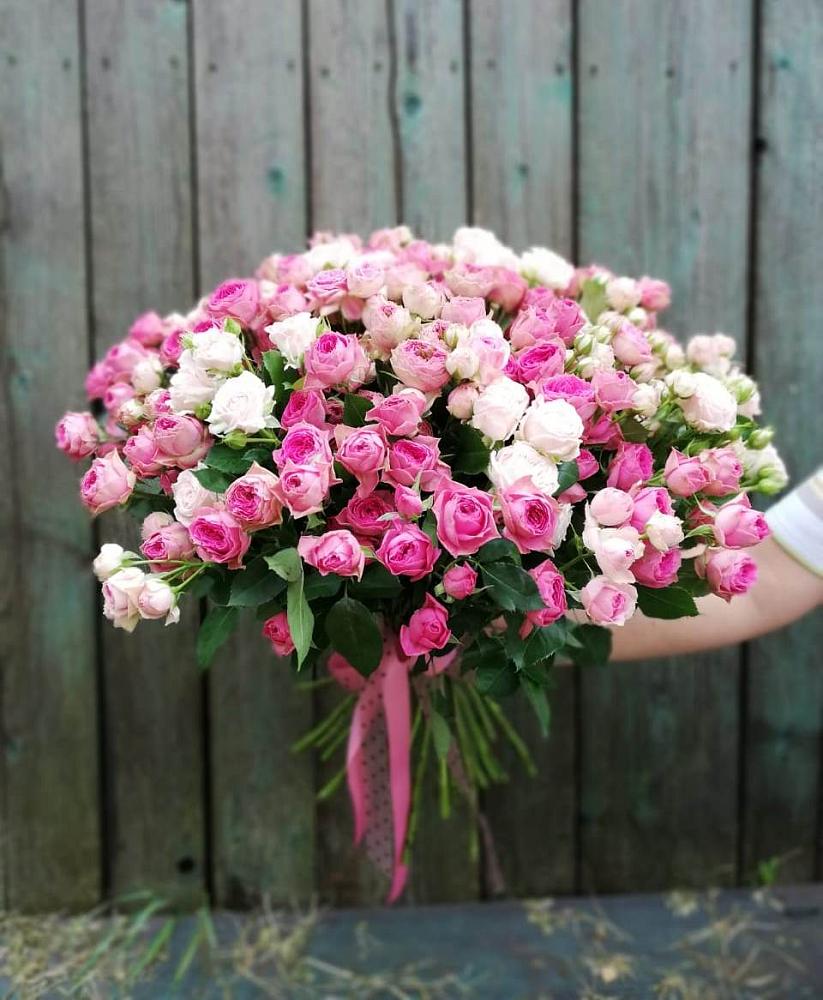 Букет Розовые кустовые розы Натали и Лав Лидия в Зункаре