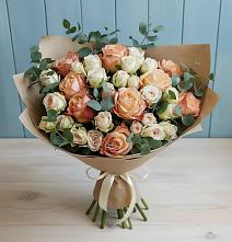 Букет цветов из:  Альстромерии и Розы в Зункаре