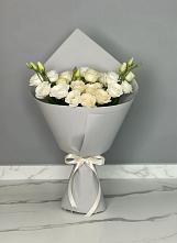 Букет цветов из:  Розы и Лизиантусы в Зункаре